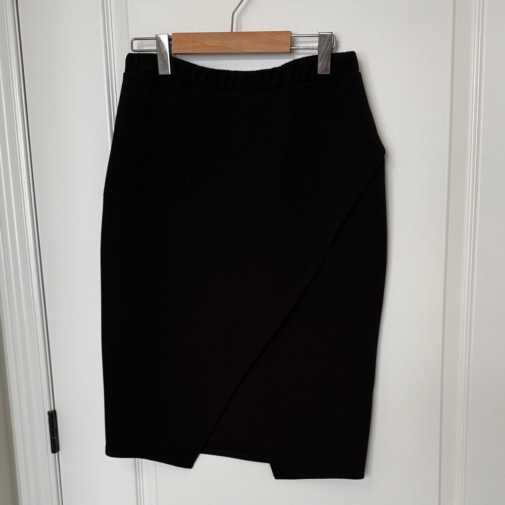 Chic Black Pencil Skirt for Women